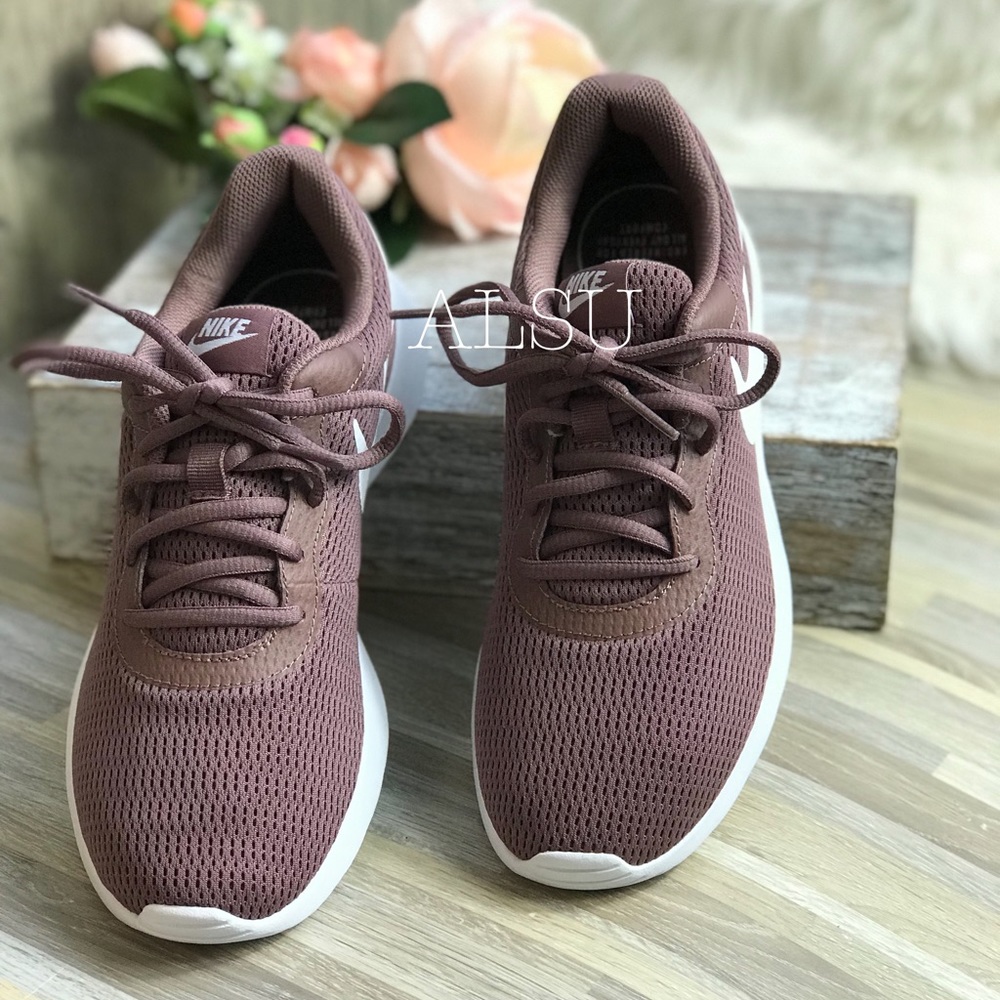 NWT Nike Tajun Smokey Mauve White W AUTHENTIC - Picture 4 of 8